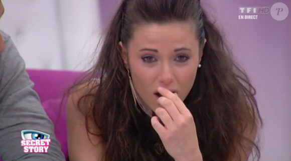 Capucine en larmes dans l'hebdo de Secret Story 6 le vendredi 13 juillet 2012 sur TF1