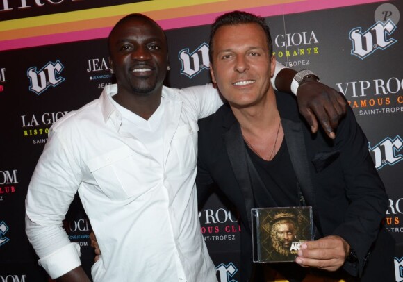 Akon et Jean-Roch au V.I.P. Room à Cannes, le 15 juillet 2012.