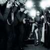 Visuel de campagne Dior automne/hiver 2012/2013 avec Mila Kunis, star hollywoodienne rétro