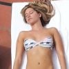 Exclu : Ashley Tisdale se dore la pilule près de son petit ami Scott Speer au Bacara Resort and Spa. Goleta, le 14 juillet 2012.