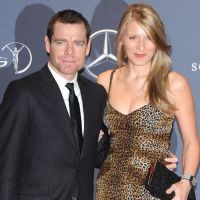 Cadel Evans et sa femme : Premiers pas de leur fils Robel sur le Tour de France