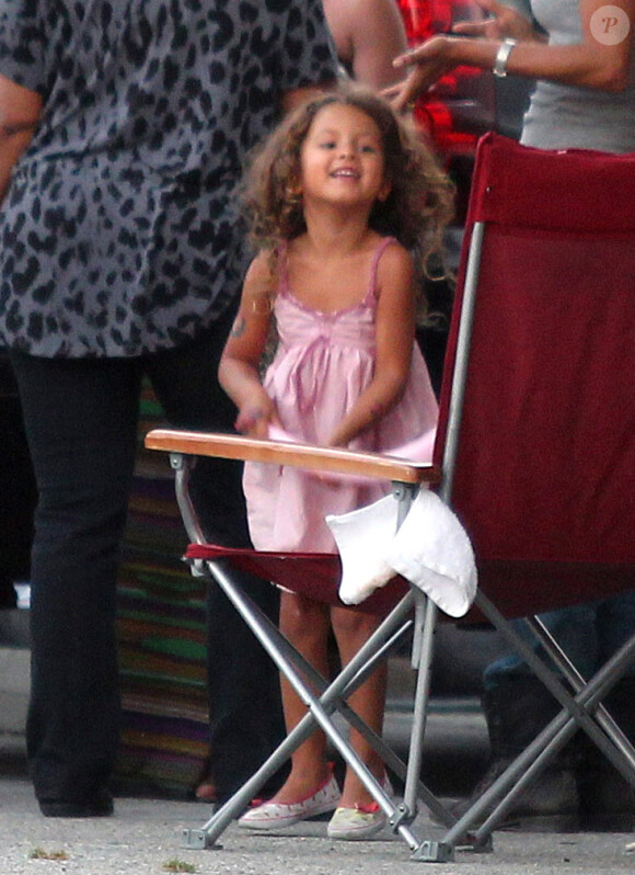 La petite Nahla sur le tournage de The Hive, à Los Angeles, le 19 juillet 2012.