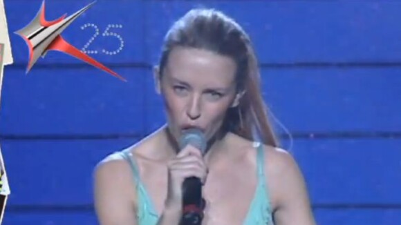 Kylie Minogue, 25 ans de Locomotion : De la fille sage à la bombe sexuelle...
