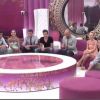 Les habitants dans le salon dans Secret Story 6, samedi 28 juillet 2012 sur TF1