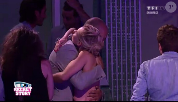 Les nominés vont dans le sas dans Secret Story 6, samedi 28 juillet 2012 sur TF1