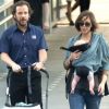 Balade en famille avec Maggie Gyllenhaal, son bébé Gloria et son mari Peter Sarsgaard  à New York le 31 juillet 2012