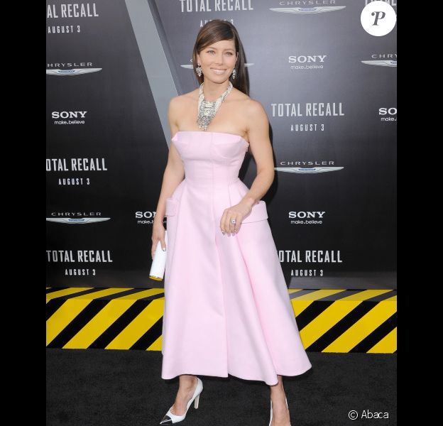 Jessica Biel lors de l'avant-première du film Total Recall à Los Angeles le 1er août 2012