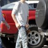 Justin Bieber rend visite à sa girlfriend Selena Gomez sur le tournage du film Feed the dog, à Los Angeles, le vendredi 3 août 2012.