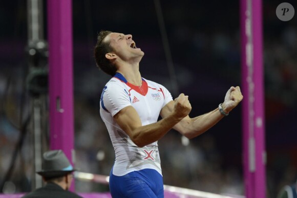 Renaud Lavillenie a remporté le 10 août 2012 le concours de saut à la perche des Jeux olympiques de Londres avec un ebarre à 5,97m, devenant le premier champion olympique de l'athlétisme français depuis 16 ans et... le perchiste Jean Galfione.