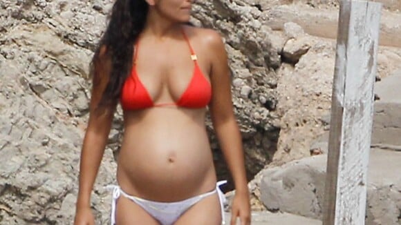 Matthew McConaughey et Camila Alves très enceinte : Vacances au soleil
