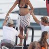 Camila Alves sur le bateau du Cirque du soleil à Ibiza. Le 10 août 2012.