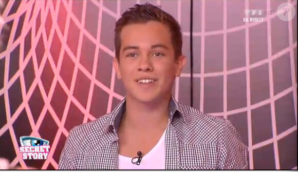 Sacha dans l'hebdo de Secret Story 6 le vendredi 17 août 2012 sur TF1