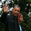 Barack Obama avec ses filles Malia et Sasha, à la Maison Blanche, le 24 août 2012.