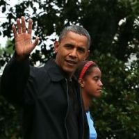 Barack Obama s'évade avec ses filles en pleine campagne