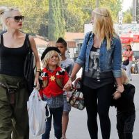 Gwen Stefani : Maman heureuse entre son petit Batman et son cow-boy