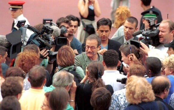 Robin Williams lors du Festival du film américain de Deauville 2000 pour la présentation de Jakob le menteur