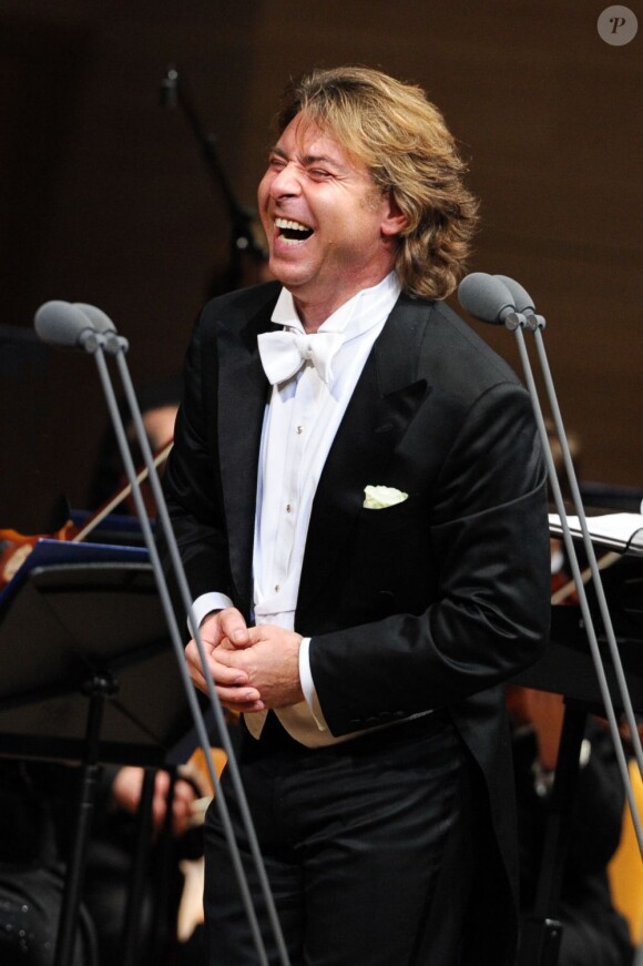 Roberto Alagna en représentation en 2008.