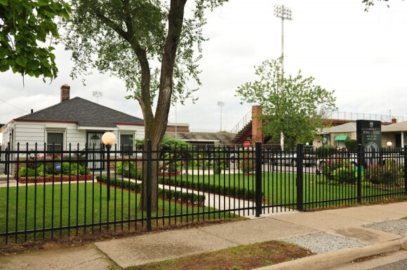 La maison d'enfance de Michael Jackson honorée à Gary aux Etats-Unis le 1er septembre 2012