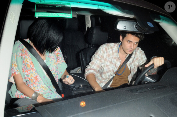 Katy Perry et John Mayer à Los Angeles, le 4 septembre 2012, à la sortie du restaurant The Little Door.