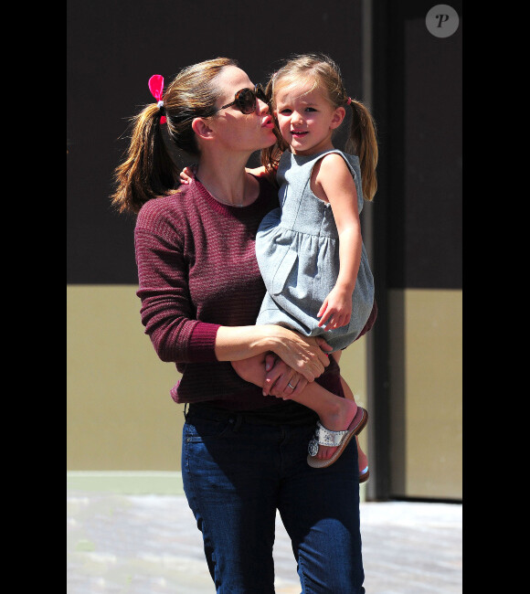 Jennifer Garner et sa fille Seraphina, toujours aussi adorable, à Los Angeles, le 4 août 2012