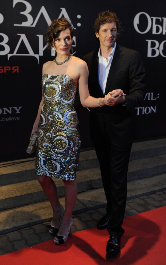 Milla Jovovich et son mari réalisateur Paul Anderson à l'avant-première de Resident Evil : Retribution à Moscou, le 6 septembre 2012.