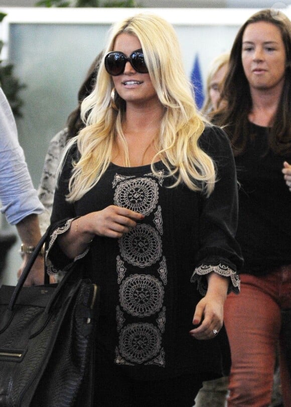 Jessica Simpson à son arrivée à l'aéroport JFK à New York. Le 9 septembre 2012.