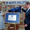 Le prince William et Catherine ont visité un établissement hospitalier pour enfants dirigé par l'organisation Hospis Malaysia avant de passer un moment en compagnie des enfants le 13 septembre 2012 en Malaisie