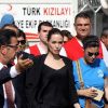Angelina Jolie, aux côtés des autorités turques, le vendredi 14 septembre, à Ankara (Turquie), pour discuter de la situation en Syrie, et de l'accueil des populations réfugiées.