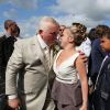 Charlène, la fille de Thierry, est très contente d'assister au mariage de son papa avec Annie. 15 septembre 2012