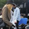 Blake Lively, jeune mariée, déjà de retour sur le plateau de Gossip Girl. Le 17 septembre 2012 à New York