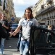 Zlatan Ibrahimovic s'est offert un déjeuner en compagnie d'un ami au restaurant L'Avenue à Paris le 19 septembre 2012
