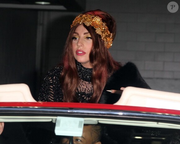 Le visage beaucoup plus rond, Lady Gaga a avoué avoir pris 11 kilos en quelques mois