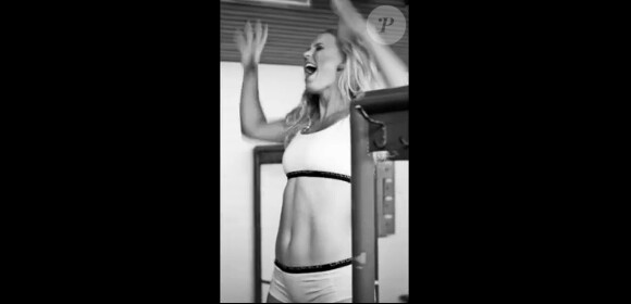 Caroline Wozniacki dans une vidéo promotionnelle pour sa propre marque de lingerie, en 2012
