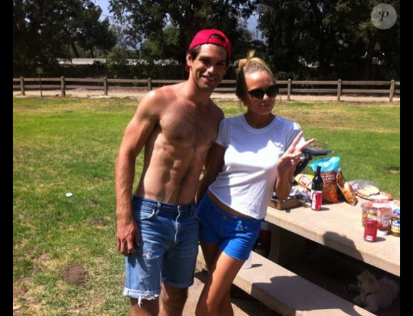 Justin Gaston et Melissa Ordway