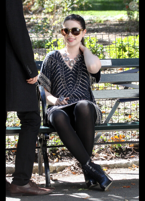 Michelle Trachtenberg sur le tournage de la série Gossip Girl, à New York, le 24 septembre 2012