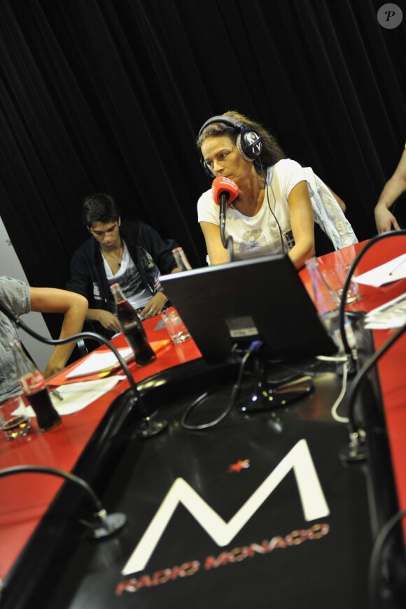 Stéphanie de Monaco animait la première émission de la saison Jungle Fight-Fight Aids sur Radio Monaco le 24 Septembre 2012 dans les studios de Monaco