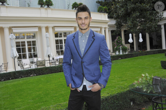 Baptiste Giabiconi à la conférence de presse du lancement de son album Oxygen, à l'hôtel Bristol à Paris, le 24 septembre 2012