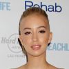 La star de Twilight Christian Serratos, désormais blonde, à Las Vegas, le 30 septembre 2012.