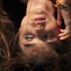 Miranda Kerr, sensuelle et plus sexy que jamais dans le making-of du shooting Russh