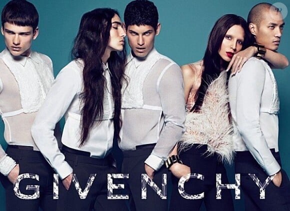 Lea T dans la campagne Givenchy automne-hiver 2010-2011.