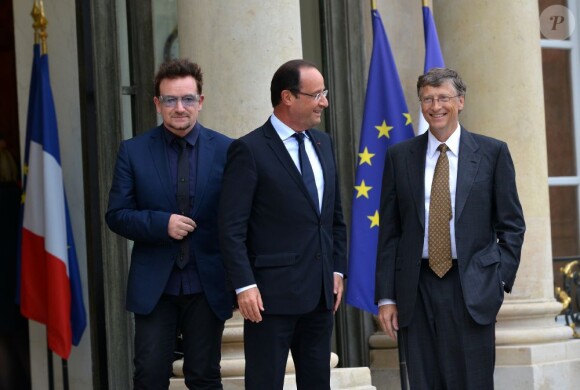 François Hollande avec Bono et Bill Gates à L'Elysée, le 10 octobre 2012.