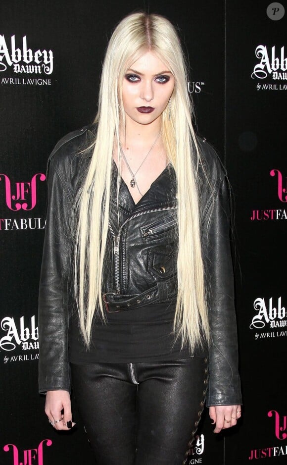 Taylor Momsen lors du lancement de la collection de vêtements d'Avril Lavigne à Los Angeles le 13 mars 2012.