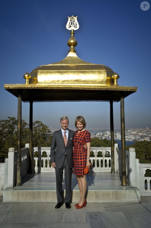 Le prince Philippe et la princesse Mathilde de Belgique au palais ottoman Topkapi le 16 octobre lors de leur visite officielle en Turquie, du 15 au 19 octobre 2012.