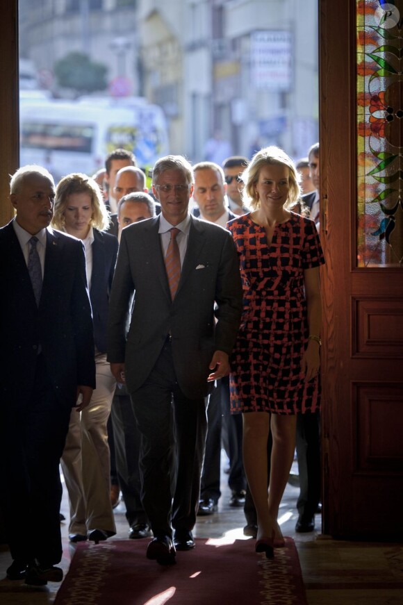 Le prince Philippe et la princesse Mathilde de Belgique reçus par le gouverneur de la province d'Istanbul le 16 octobre lors de leur visite officielle en Turquie, du 15 au 19 octobre 2012.