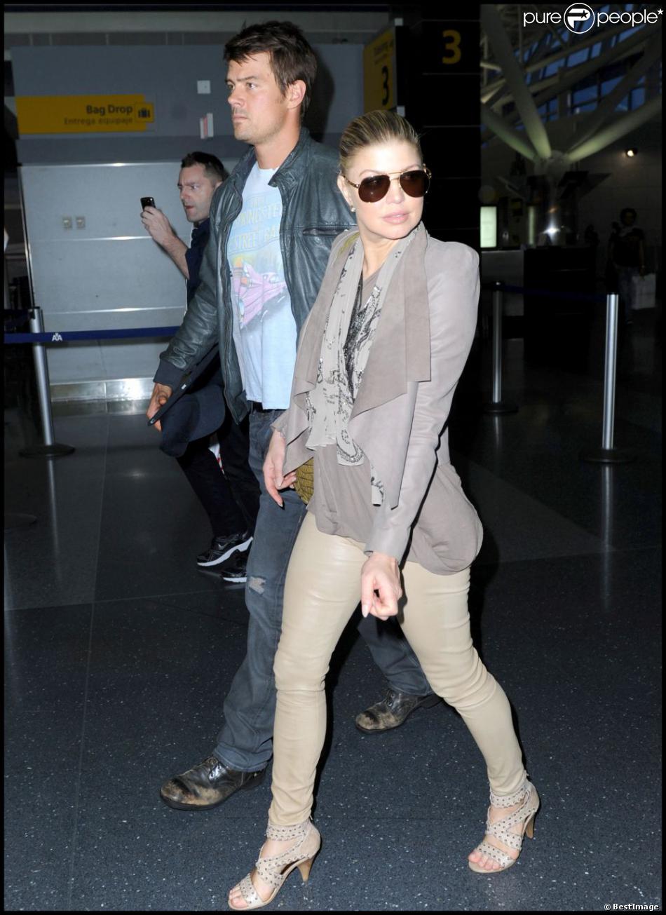 Fergie et son mari Josh Duhamel à New York le 26 mai 2011.