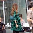 Sofia Vergara et le talentueux Ed O'Neill sur le tournage de la série  Modern Family  à West Hollywood, le 18 octobre 2012.