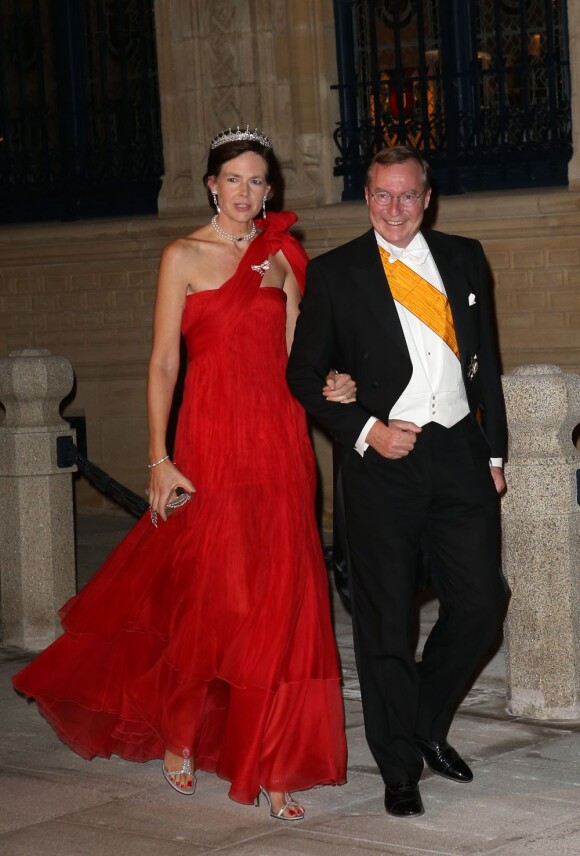 Le prince Jean de Luxembourg et la comtesse Diane de Nassau - Arrivée des invités au dîner de gala organisé au Palais Grand-Ducal, à l'occasion du mariage du prince Guillaume de Luxembourg et la comtesse Stéphanie de Lannoy à Luxembourg, le 19 octobre 2012.
