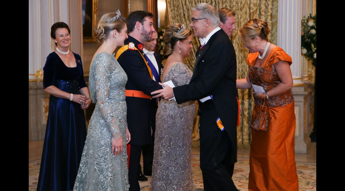 Vidéo : La comtesse Stéphanie de Lannoy, le prince Guillaume de ...