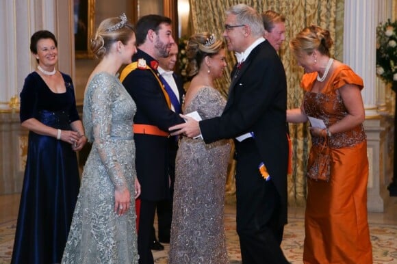 La comtesse Stéphanie de Lannoy, le prince Guillaume de Luxembourg, La Grande-Duchesse Maria Teresa, Mr. Laurent Mosar, président de la Chambre des Députes et son épouse à l'occasion du mariage du prince Guillaume de Luxembourg et la comtesse Stéphanie de Lannoy à Luxembourg, le 19 octobre 2012.