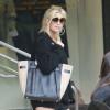 Jessica Simpson se rend à un déjeuner entre amis après une séance de shopping à Beverly Hills, le samedi 20 octobre 2012.